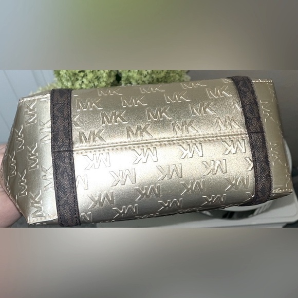 Michael Kors GoldBrown Sullivan Logo Convertible Handbag Strap not incl. - Picture 9 of 16